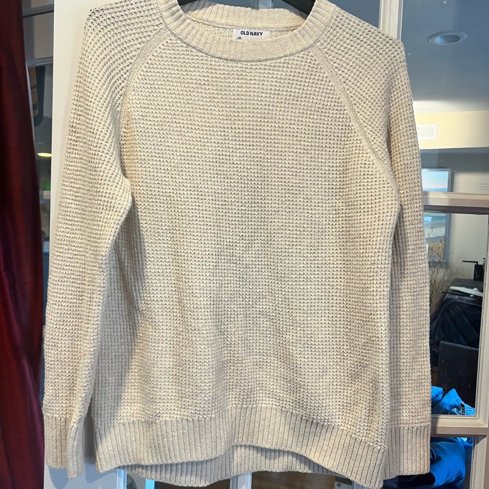 Old Navy Women's Cream Textured Crew Neck Sweater